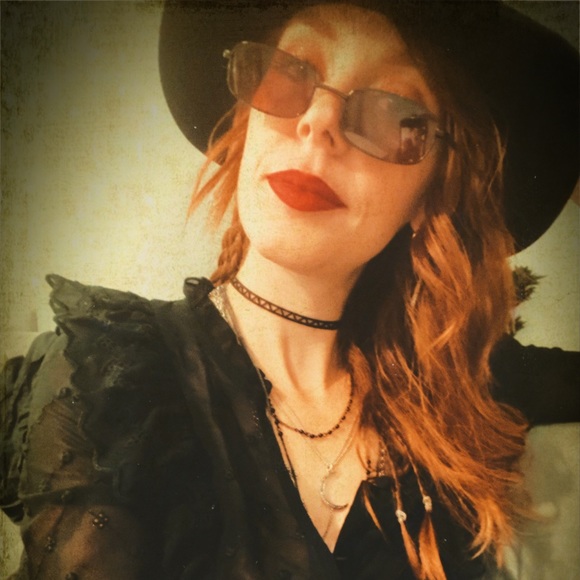 Meet your Posher, Shelli - Picture 8 of 10